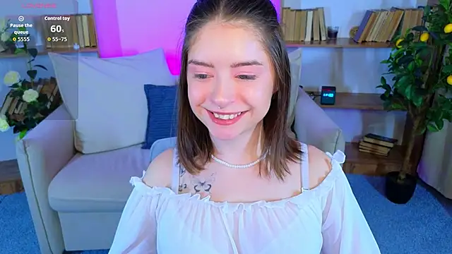  Amelia Shine  online show from 12, 11, 2025