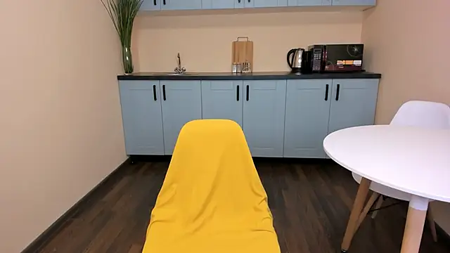 CallMeMargo online show from 8, 11, 2025