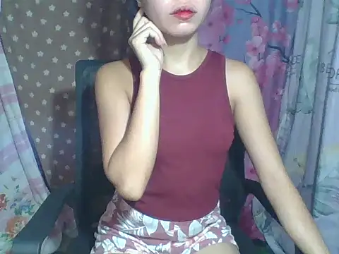 SweetPussie18x online show from 13, 5, 2026