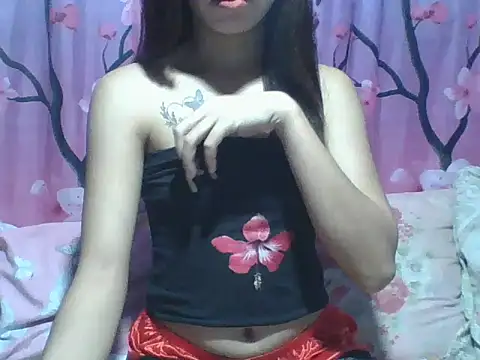 SweetPussie18x online show from 3, 3, 2026