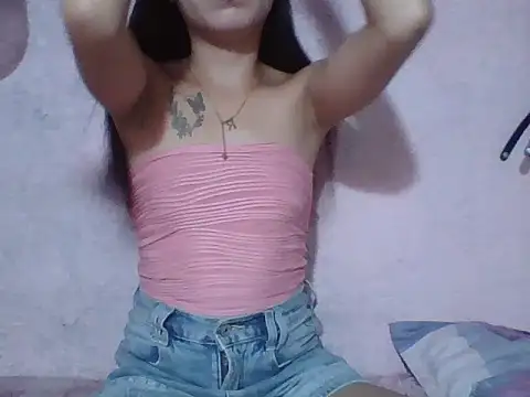 Snapshot of SweetPussie18x chatting on 26, 6, 2026 SweetPussie18x online show from 26, 6, 2026