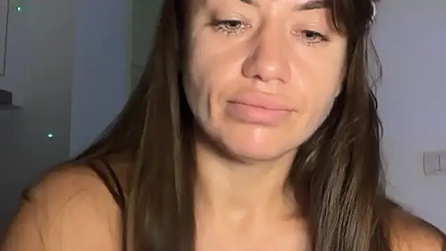 Snapshot of Roriann chatting on 16, 2, 2026 Roriann online show from 16, 2, 2026