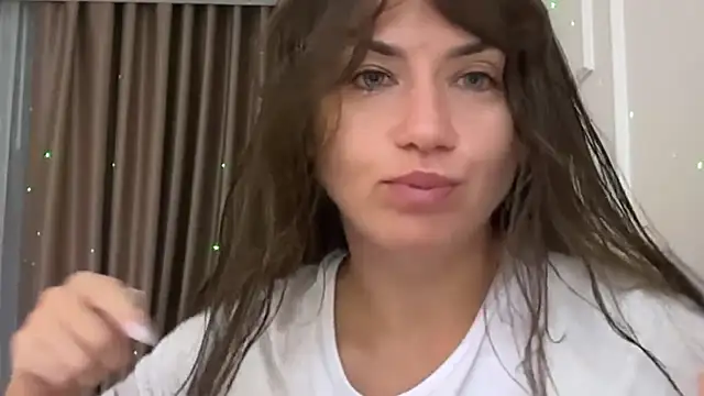 Snapshot of Roriann chatting on 11, 2, 2026 Roriann online show from 11, 2, 2026