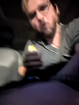 bear8t online show from 7, 10, 2025