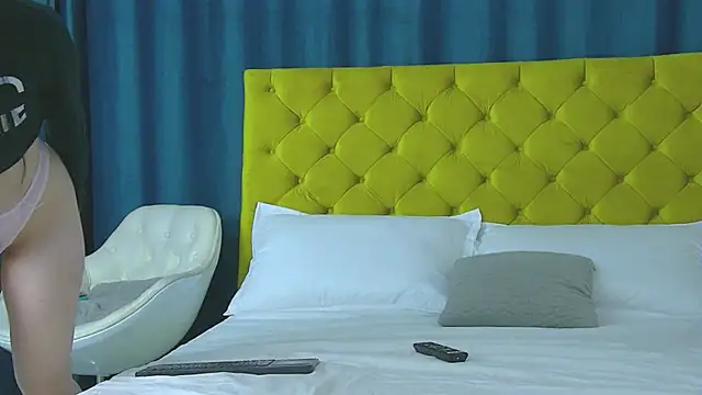 Snapshot of RubyHills chatting on 5, 2, 2026 RubyHills online show from 5, 2, 2026