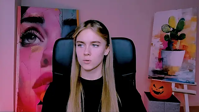 JuneWoods online show from 1, 11, 2025