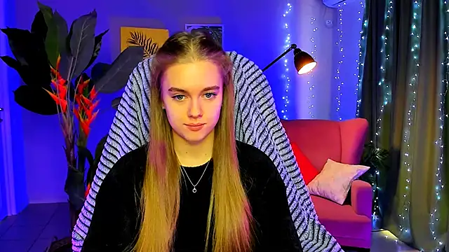 JuneWoods online show from 5, 2, 2026