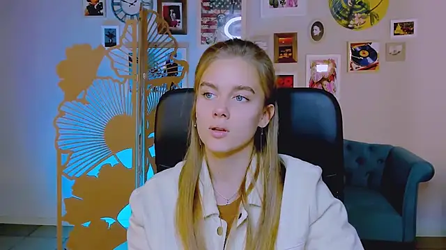 JuneWoods online show from 6, 10, 2025