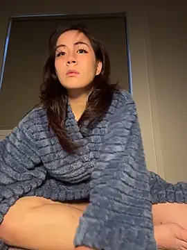 Snapshot of blueburrypie chatting on 24, 5, 2026 blueburrypie online show from 24, 5, 2026