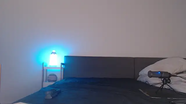 blueburrypie online show from 4, 11, 2025