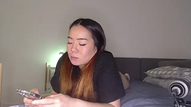 blueburrypie online show from 24, 10, 2025