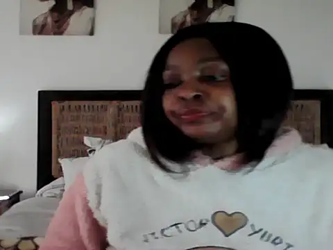 Snapshot of Blacksashaxx chatting on 7, 6, 2026 Blacksashaxx online show from 7, 6, 2026