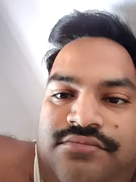 Snapshot of desiyouth94 chatting on 8, 11, 2025 desiyouth94 online show from 8, 11, 2025