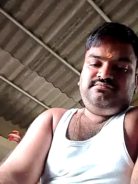 Snapshot of desiyouth94 chatting on 29, 10, 2025 desiyouth94 online show from 29, 10, 2025