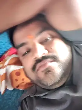 Snapshot of desiyouth94 chatting on 1, 11, 2025 desiyouth94 online show from 1, 11, 2025