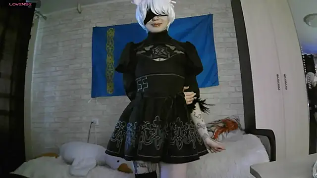 Snapshot of MernaGoggin chatting on 7, 10, 2025 MernaGoggin online show from 7, 10, 2025