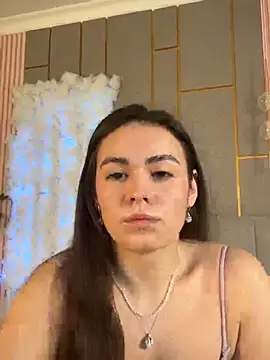 GabiBatista online show from 8, 2, 2026