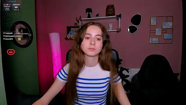 rebecca smile online show from 26, 11, 2025