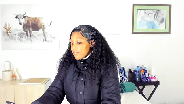 Snapshot of ConnieSmall24 chatting on 6, 5, 2026 ConnieSmall24 online show from 6, 5, 2026
