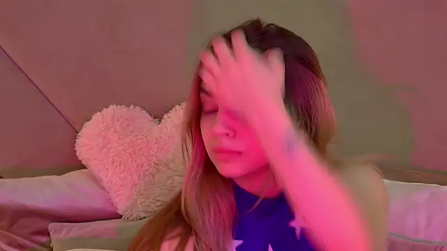 Snapshot of AnitaVenture chatting on 9, 10, 2025 AnitaVenture online show from 9, 10, 2025