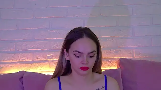 Snapshot of AnitaVenture chatting on 8, 11, 2025 AnitaVenture online show from 8, 11, 2025