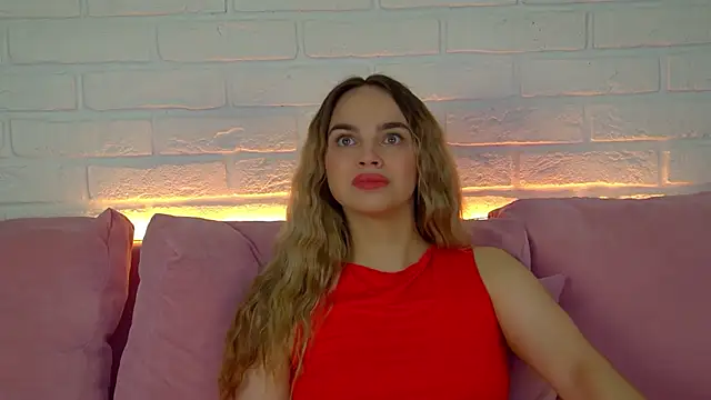 Snapshot of AnitaVenture chatting on 24, 10, 2025 AnitaVenture online show from 24, 10, 2025