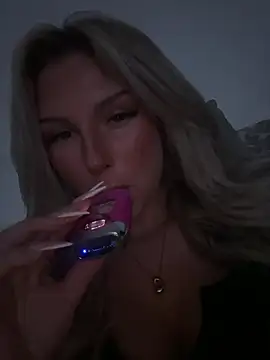 blondeeee online show from 7, 5, 2026