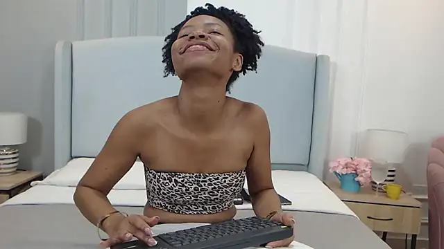 ChantalGarner online show from 3, 10, 2025