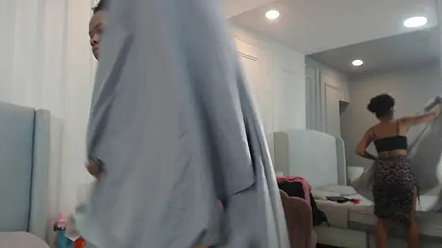 ChantalGarner online show from 1, 12, 2025