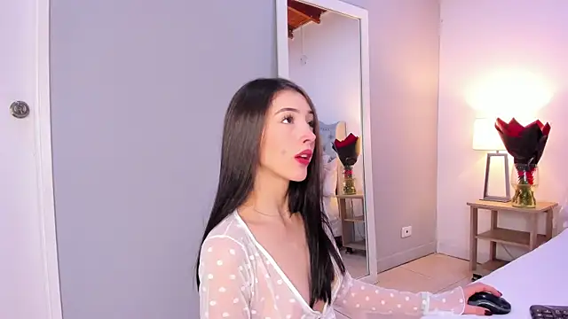 yen lo  online show from 18, 11, 2025