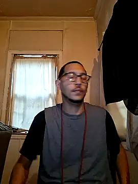 Snapshot of ThrowedWorldWide chatting on 23, 11, 2025 ThrowedWorldWide online show from 23, 11, 2025