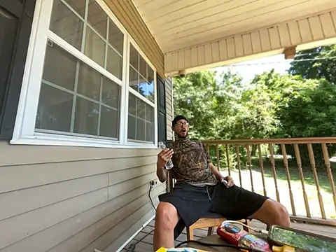 ThrowedWorldWide online show from 14, 4, 2026