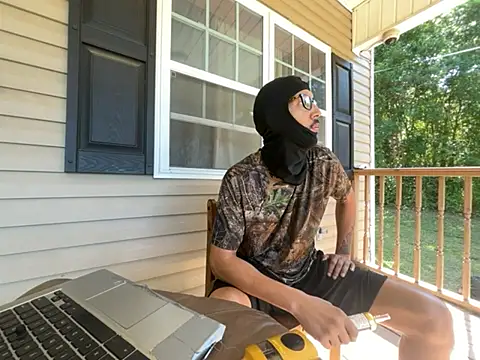 ThrowedWorldWide online show from 15, 4, 2026