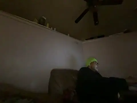 Snapshot of ThrowedWorldWide chatting on 13, 11, 2025 ThrowedWorldWide online show from 13, 11, 2025