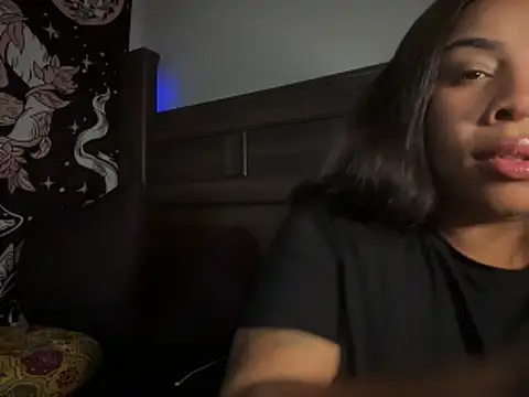 NeliaHexxen online show from 4, 12, 2025