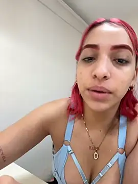 Snapshot of theladymonserrateshow chatting on 19, 11, 2025 theladymonserrateshow online show from 19, 11, 2025