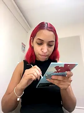 Snapshot of theladymonserrateshow chatting on 11, 11, 2025 theladymonserrateshow online show from 11, 11, 2025