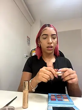 Snapshot of theladymonserrateshow chatting on 17, 10, 2025 theladymonserrateshow online show from 17, 10, 2025