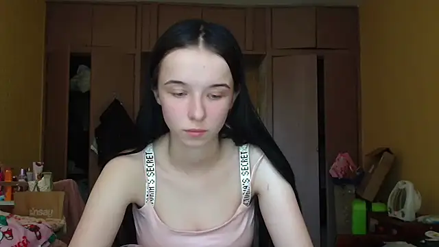 Emilia Light online show from 30, 5, 2026