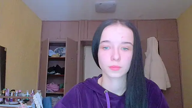 Snapshot of Emilia_Light chatting on 15, 1, 2026 Emilia Light online show from 15, 1, 2026