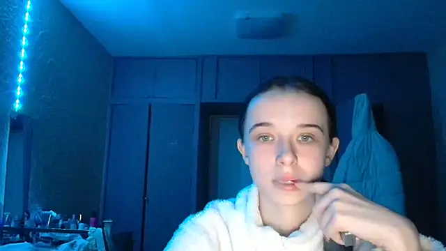 Snapshot of Emilia_Light chatting on 12, 2, 2026 Emilia Light online show from 12, 2, 2026