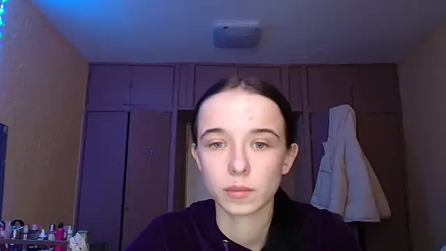 Snapshot of Emilia_Light chatting on 18, 1, 2026 Emilia Light online show from 18, 1, 2026