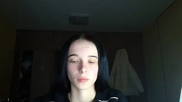 Snapshot of Emilia_Light chatting on 6, 1, 2026 Emilia Light online show from 6, 1, 2026