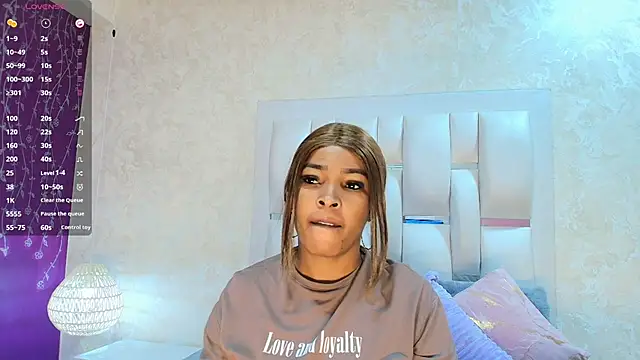 Layla lell online show from 20, 3, 2026