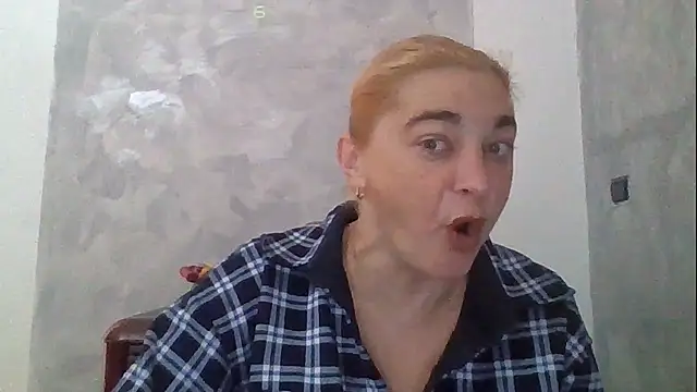 GoldenAngelMilf online show from 9, 1, 2026