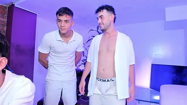 Snapshot of Spaceboys18 chatting on 30, 9, 2025 Spaceboys18 online show from 30, 9, 2025