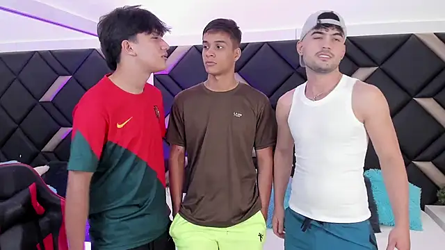 Snapshot of Spaceboys18 chatting on 9, 11, 2025 Spaceboys18 online show from 9, 11, 2025