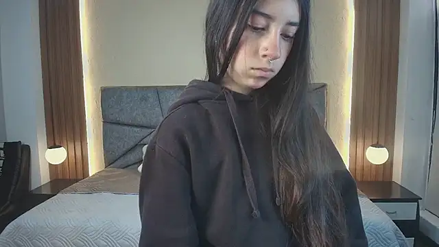 GabySweett  online show from 27, 4, 2026