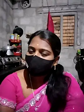Snapshot of Tamil_Hot_Sandy chatting on 17, 12, 2025 Tamil Hot Sandy online show from 17, 12, 2025