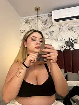 Angelina velvett online show from 11, 10, 2025